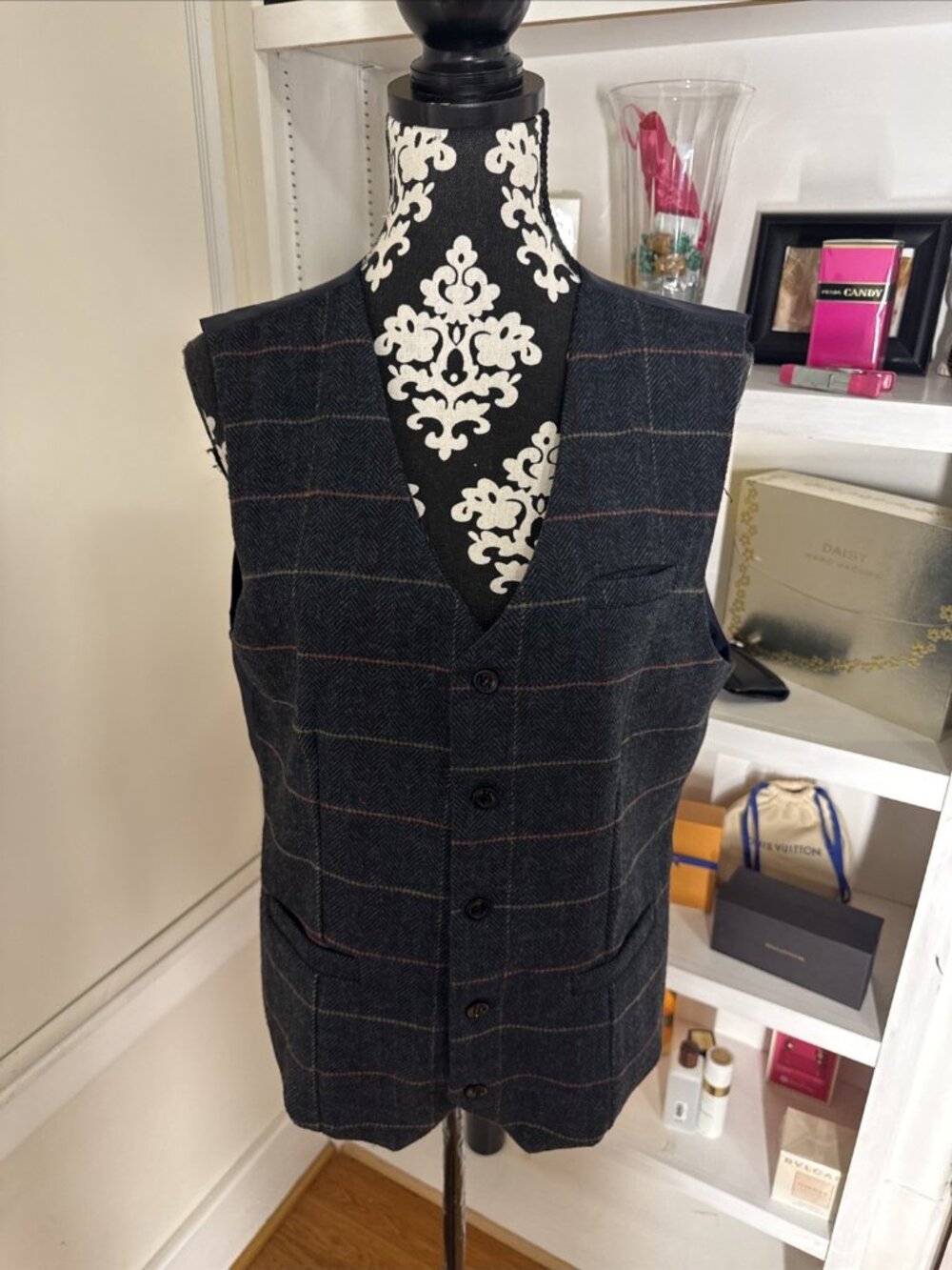 PJ Paul Jones Herringbone Wool Blend Button Front Vest Size Small